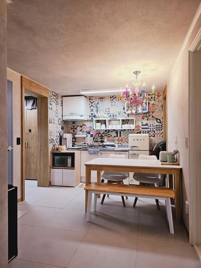 Close To Gangnam, Coex, Asan Medical Centar & Luxury Apartment Near Lotte World, Free Korean Ramen Seoul