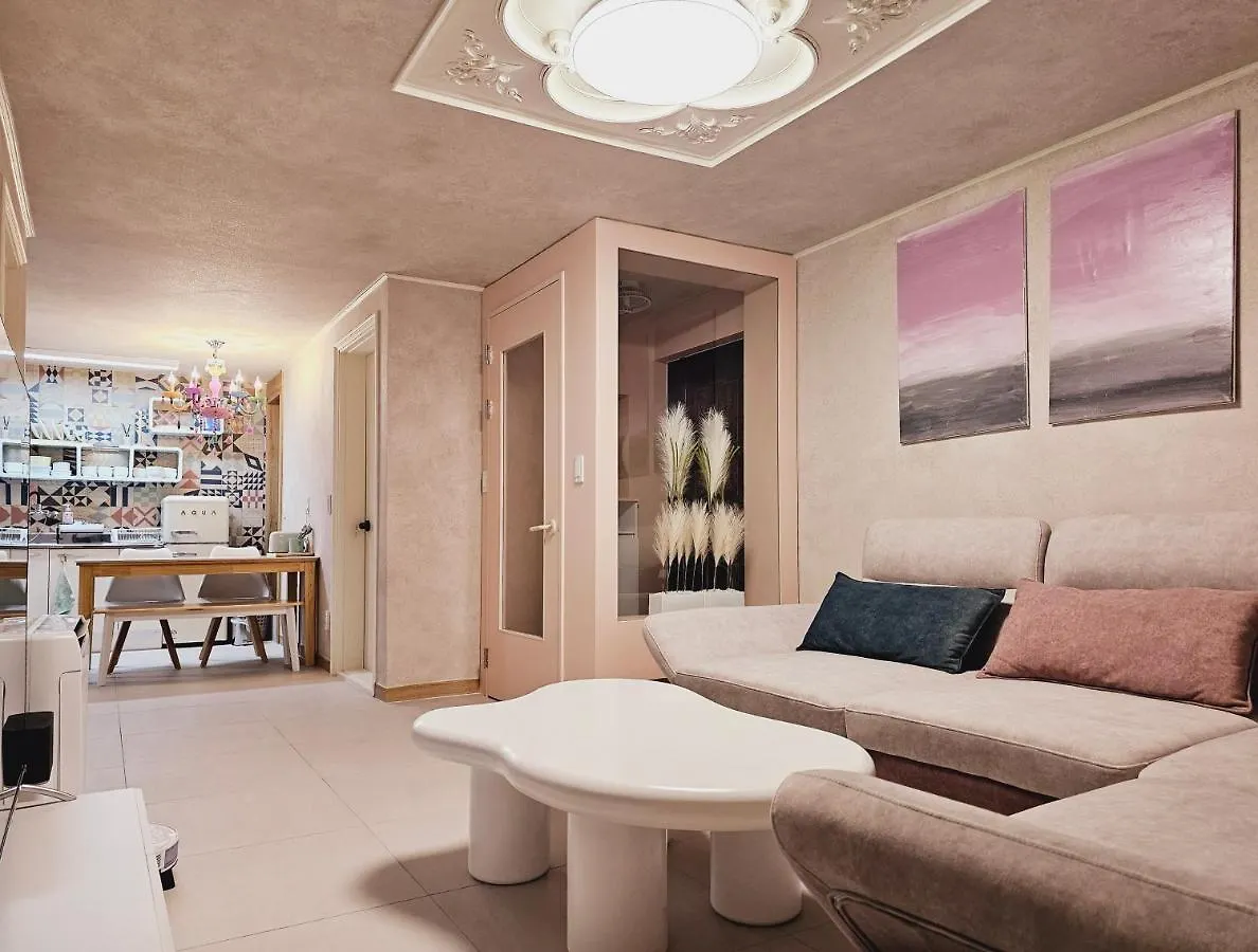 Close To Gangnam, Coex, Asan Medical Centar & Luxury Apartment Near Lotte World, Free Korean Ramen Seoul 0*,