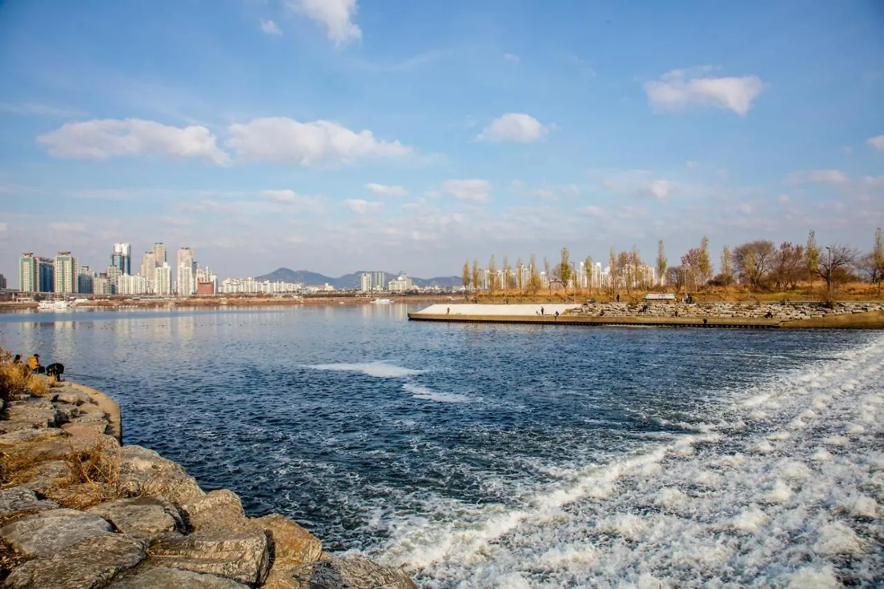 Close To Gangnam, Coex, Asan Medical Centar & Luxury Apartment Near Lotte World, Free Korean Ramen Seoul