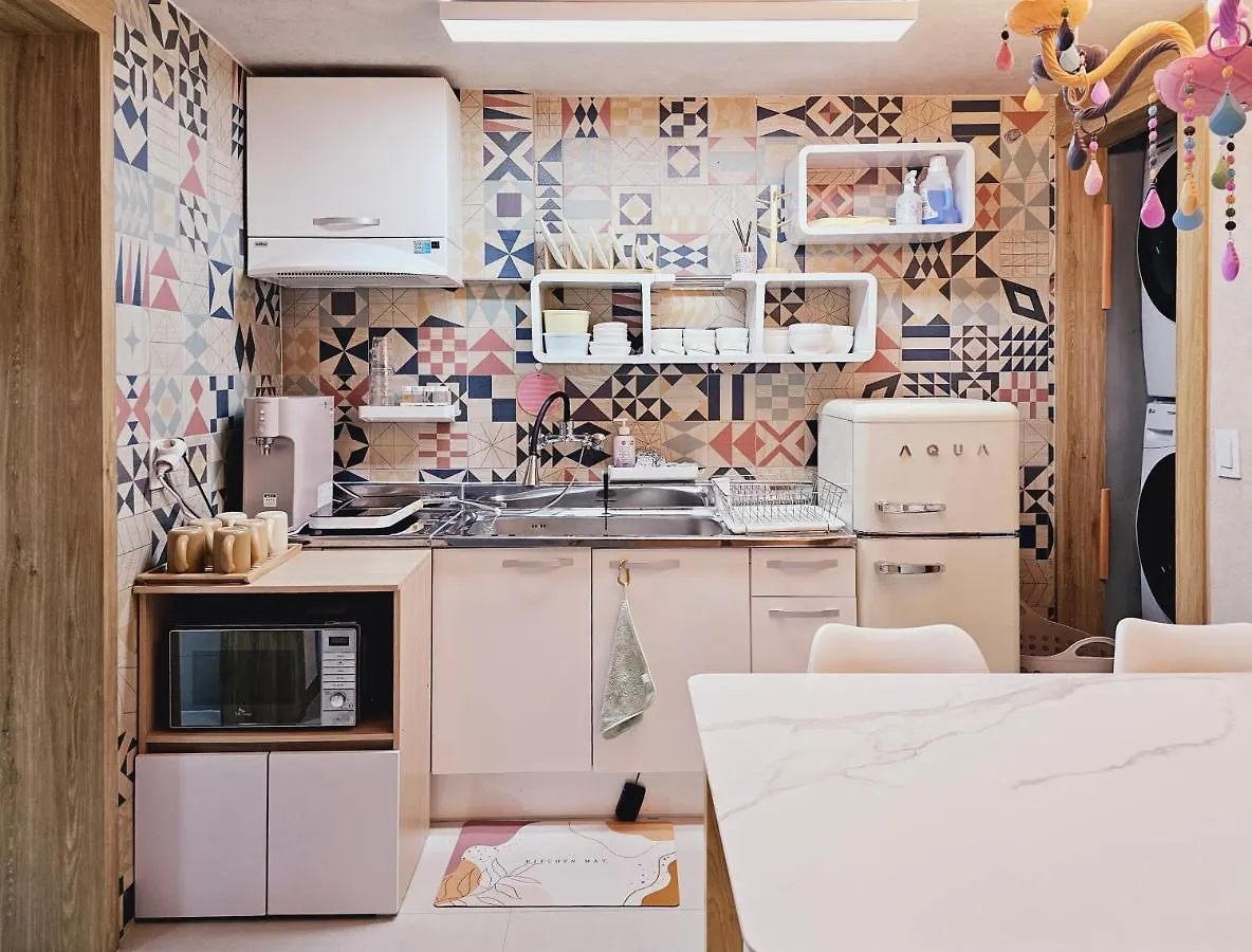 Close To Gangnam, Coex, Asan Medical Centar & Luxury Apartment Near Lotte World, Free Korean Ramen Seoul